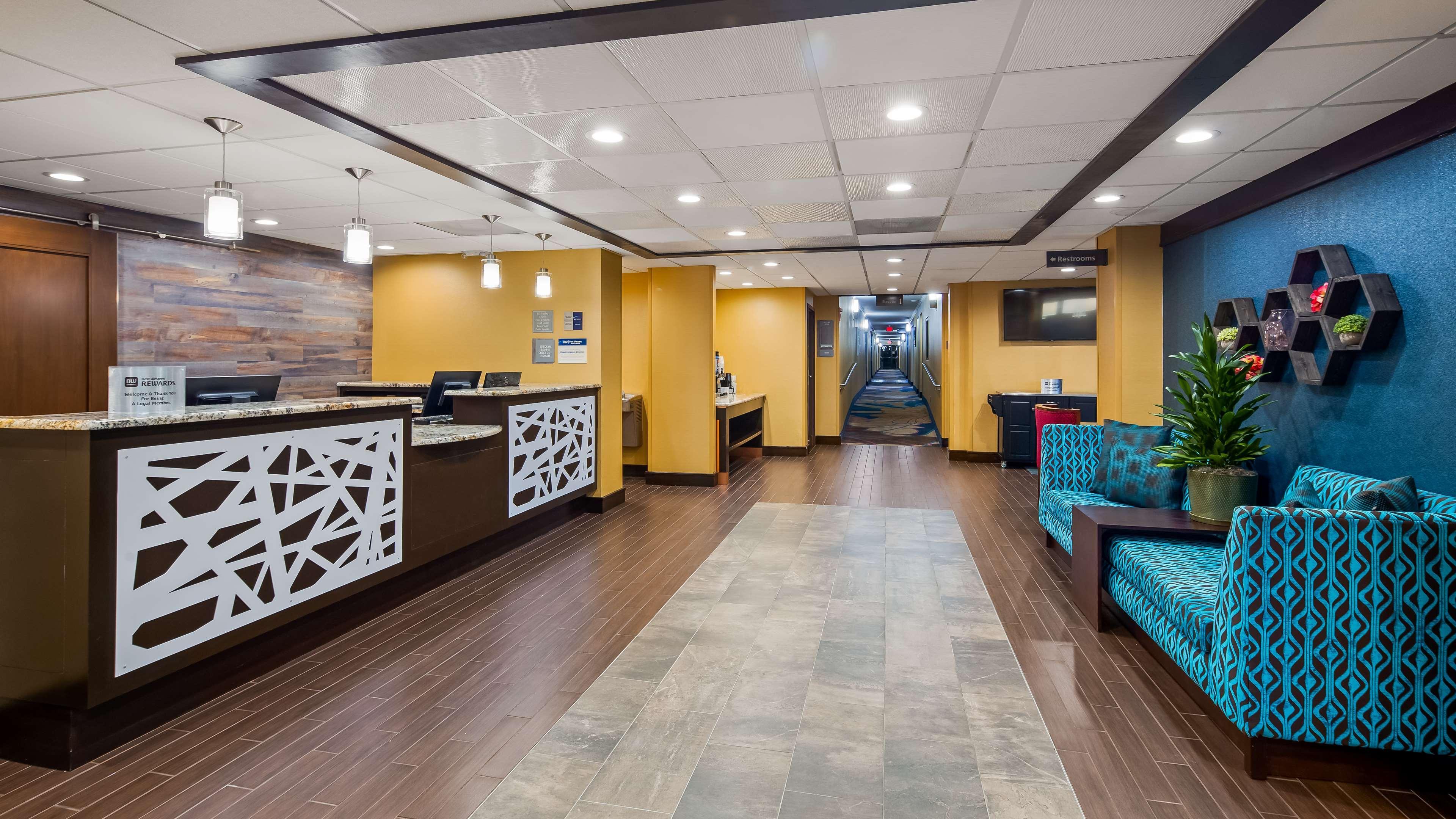 Best Western Plus Lake Jackson Inn & Suites Екстер'єр фото