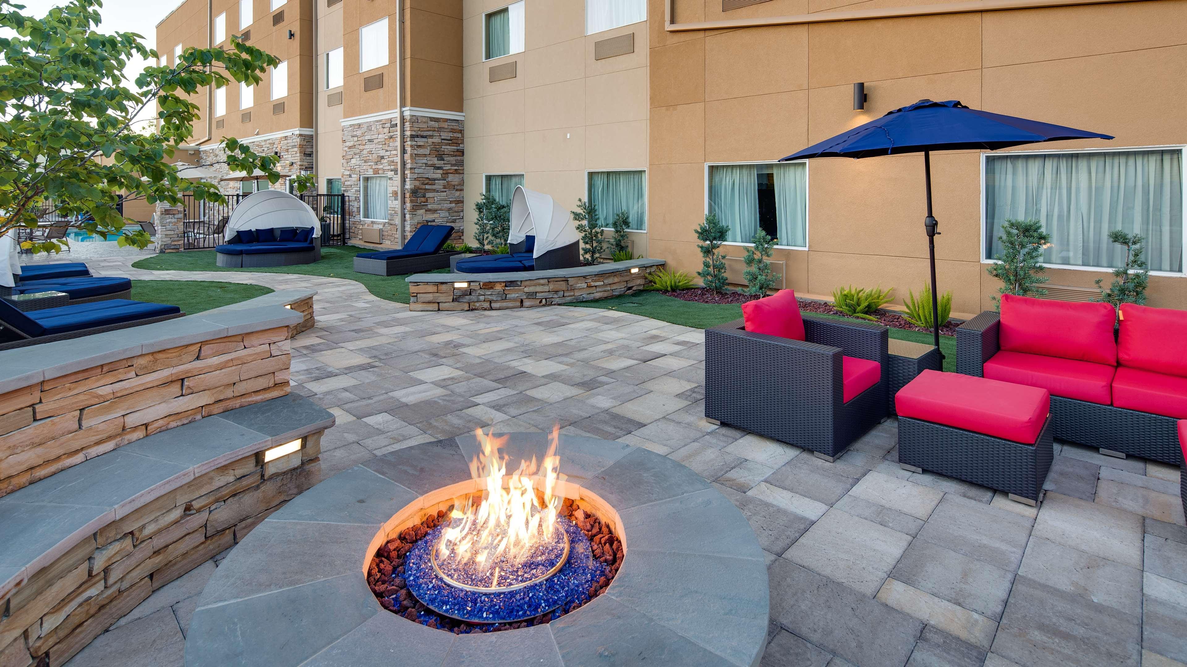 Best Western Plus Lake Jackson Inn & Suites Екстер'єр фото