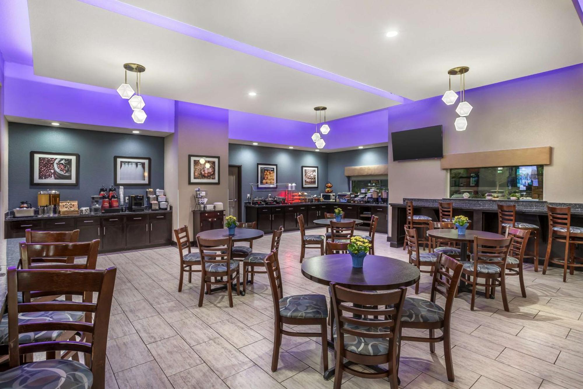 Best Western Plus Lake Jackson Inn & Suites Екстер'єр фото